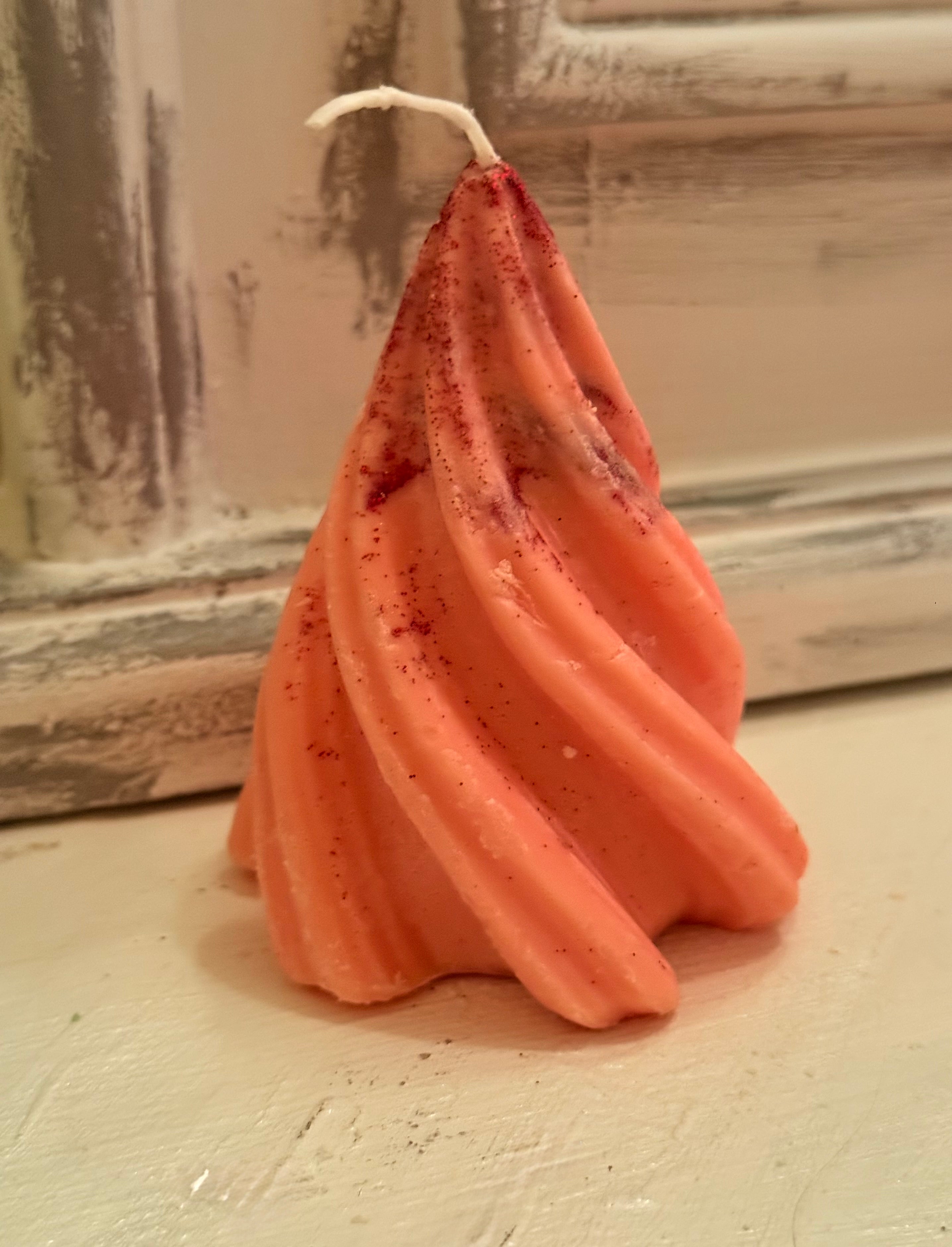 Festive Swirl Tree Soy Candles – Handmade Scented Christmas Decor | LOV Christmas Collection